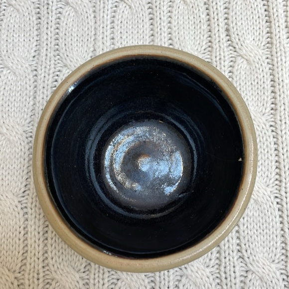 Conner Prairie Vintage 1993 Small Salt Glaze Prep Bowl Cobalt Blue Heart Design. - Picture 8 of 9